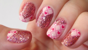 valentines_nails_pink_hearts_incoco